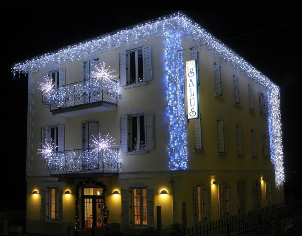 Albergo Al Salus Levico Terme Exterior foto